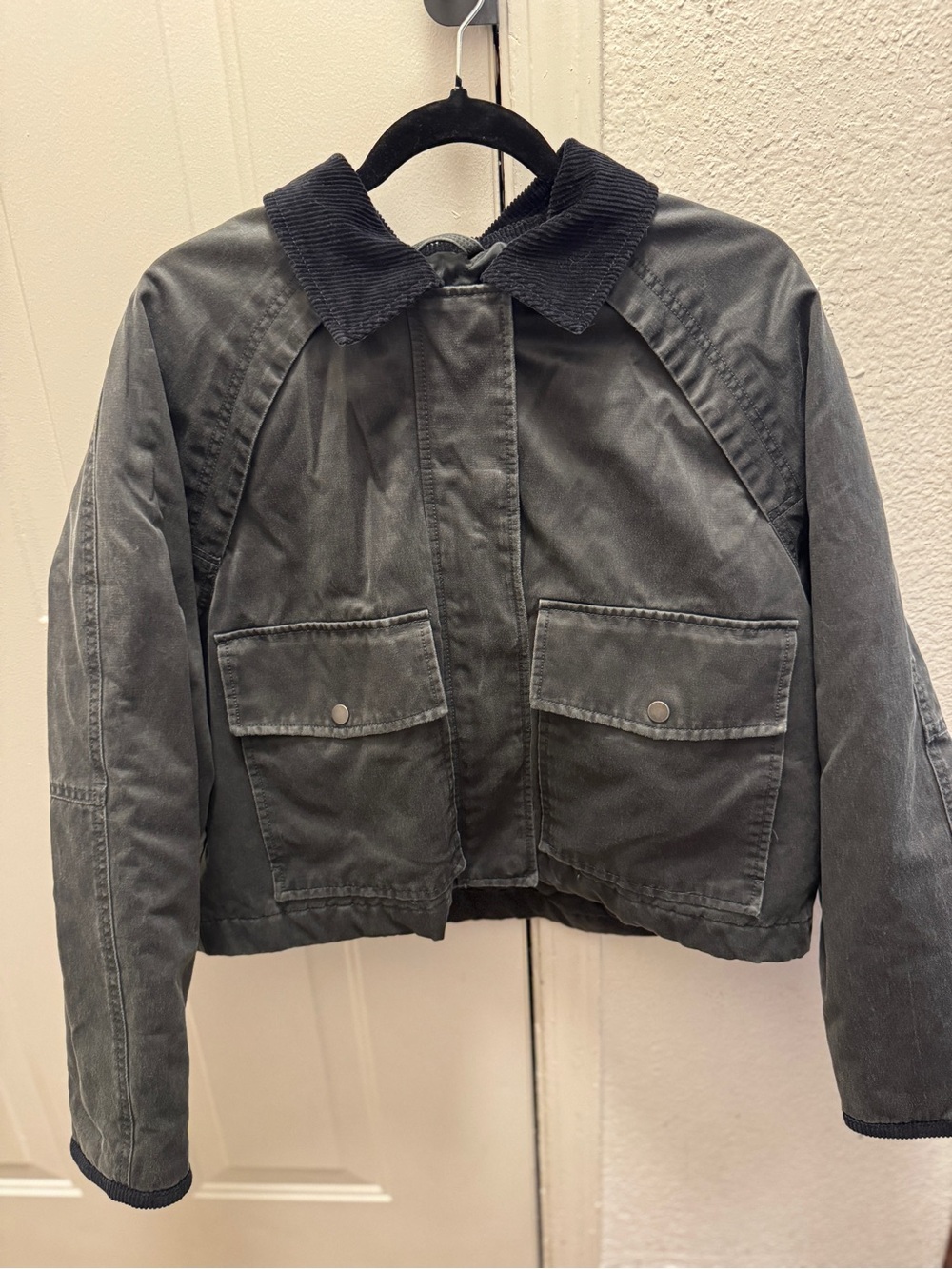 Women's Abercrombie Dark Gray Cropped Utility Jacket with Corduroy Collar